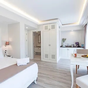 Perla Galata Otel
